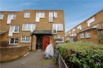 2 bedroom End of Terrace for sale in London