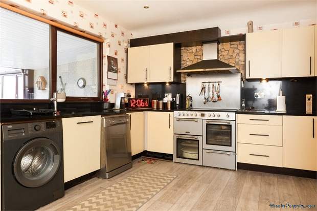 Additional Property Image 4 bedroom Semi Detached Bungalow for sale in Aberdeen 2