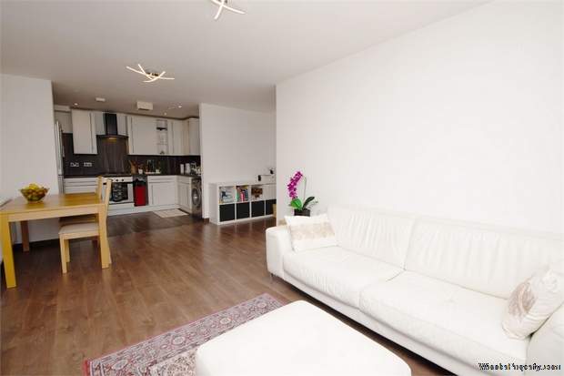 Additional Property Image 2 bedroom Flat for sale in Slough 3