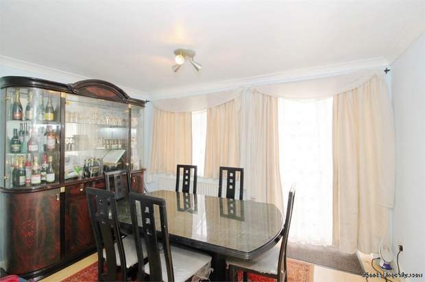 Additional Property Image 3 bedroom Detached for sale in Newport 4