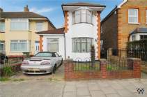 3 bedroom Detached for sale in Newport