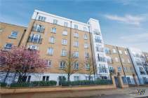 2 bedroom Flat for sale in London
