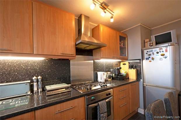 Additional Property Image 1 bedroom Flat for sale in London 4
