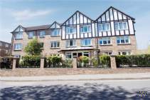 1 bedroom Flat for sale in Woking