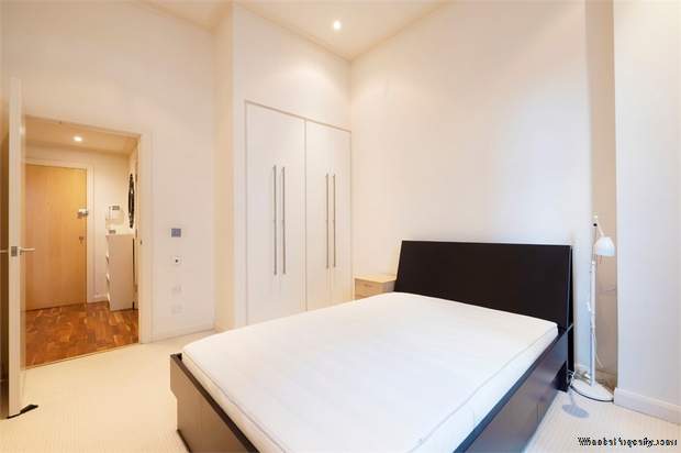 Additional Property Image 1 bedroom Flat for sale in London 6