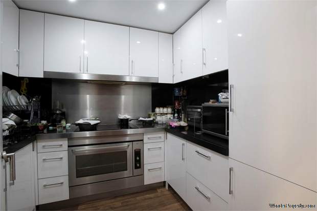 Additional Property Image 2 bedroom Flat for sale in London 6