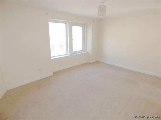 Additional Property Image 2 bedroom Flat for sale in Montrose 6