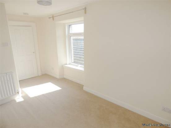 Additional Property Image 2 bedroom Flat for sale in Montrose 8