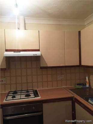 Additional Property Image 2 bedroom Flat for sale in Ilford 7
