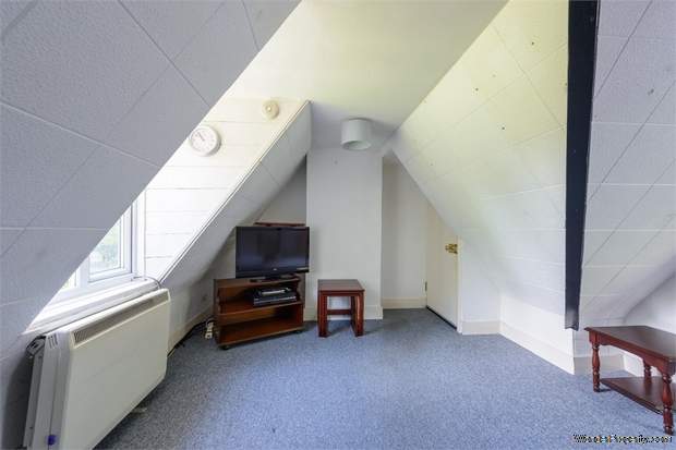 Additional Property Image 2 bedroom Flat for sale in Yarmouth 4