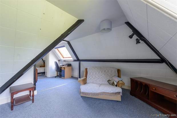 Additional Property Image 2 bedroom Flat for sale in Yarmouth 6