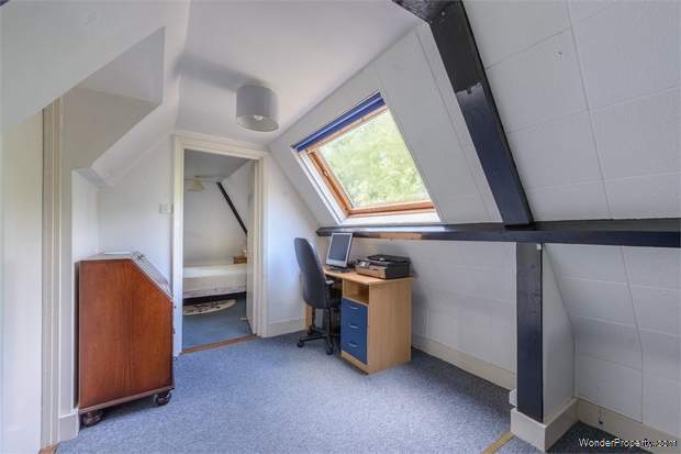 Additional Property Image 2 bedroom Flat for sale in Yarmouth 7