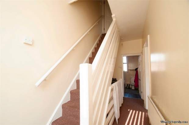 Additional Property Image 3 bedroom Terraced for sale in Leeds 8