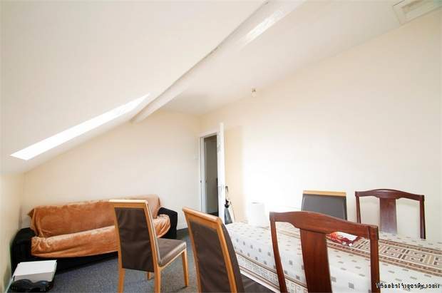 Additional Property Image 3 bedroom Terraced for sale in Leeds 9