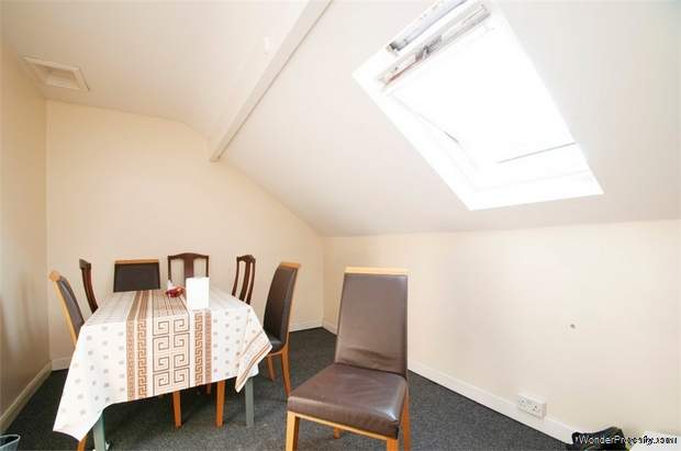 Additional Property Image 3 bedroom Terraced for sale in Leeds 10
