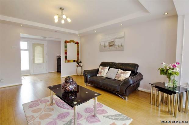 Additional Property Image 6 bedroom Detached Bungalow for sale in Nottingham 2