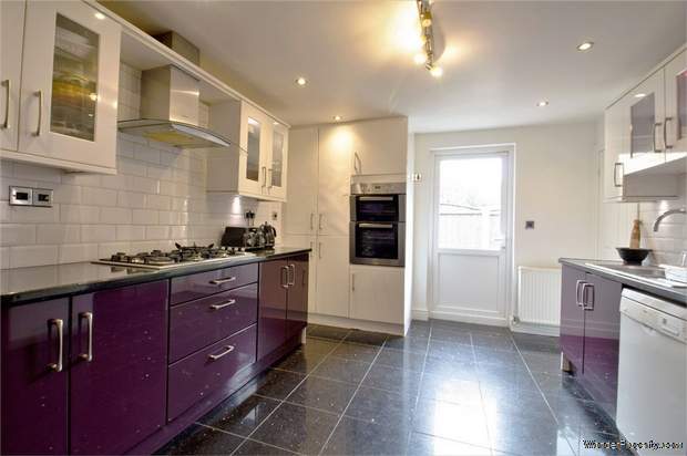 Additional Property Image 6 bedroom Detached Bungalow for sale in Nottingham 9