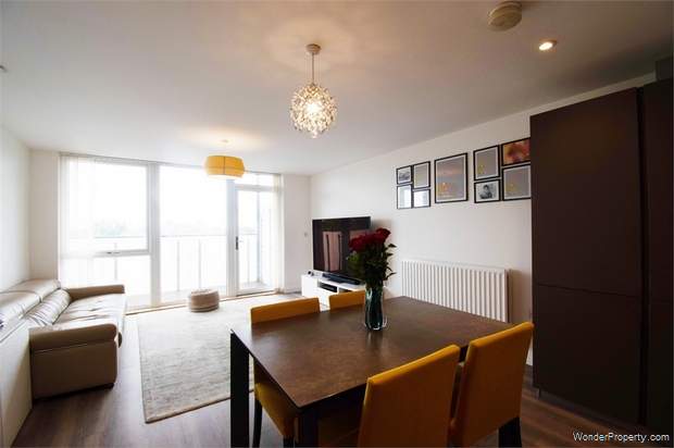 Additional Property Image 2 bedroom Flat for sale in West Wickham 4