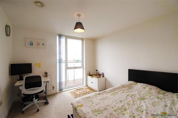 Additional Property Image 2 bedroom Flat for sale in West Wickham 9