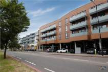 2 bedroom Flat for sale in West Wickham