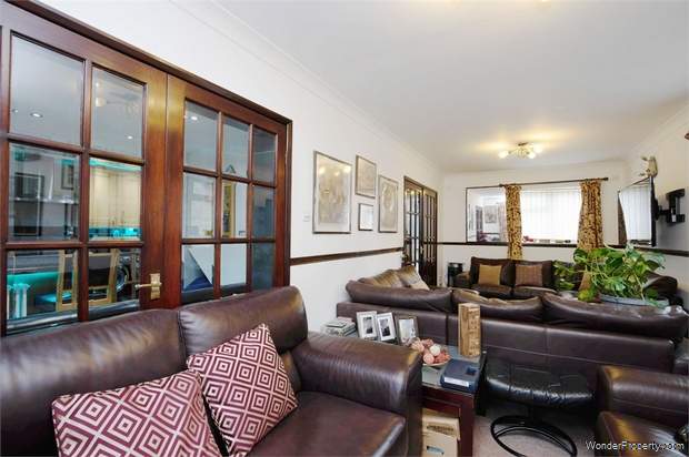 Additional Property Image 4 bedroom Semi Detached for sale in Northampton 6