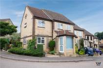 4 bedroom Semi Detached for sale in Northampton