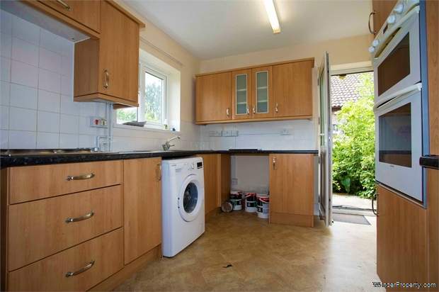 Additional Property Image 2 bedroom Detached Bungalow for sale in Ely 8
