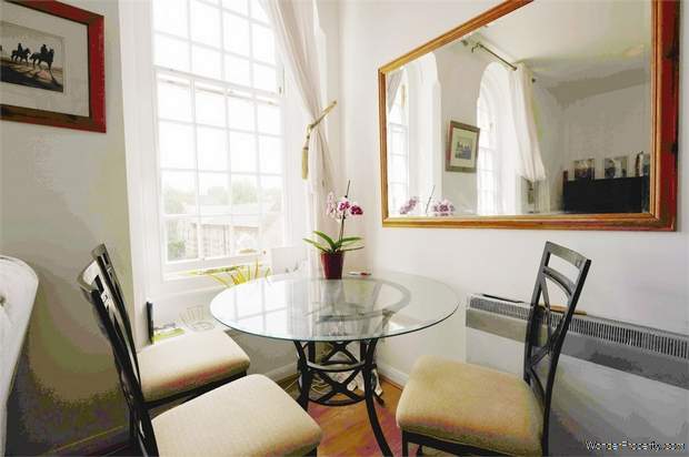 Additional Property Image 2 bedroom Flat for sale in Haywards Heath 5