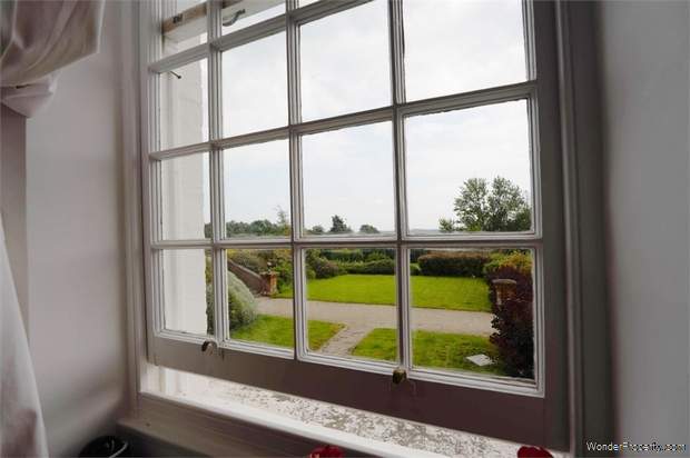Additional Property Image 2 bedroom Flat for sale in Haywards Heath 10