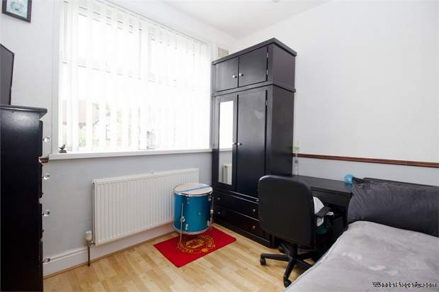 Additional Property Image 4 bedroom Semi Detached for sale in Manchester 7