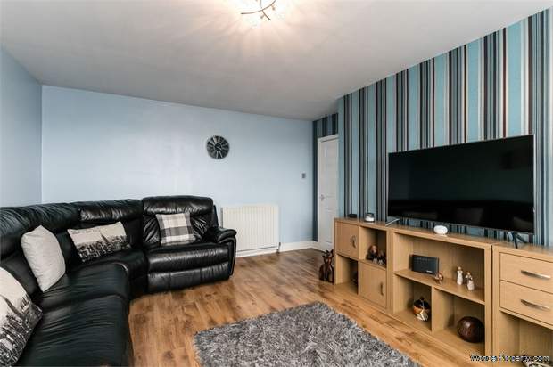 Additional Property Image 2 bedroom Flat for sale in Aberdeen 3