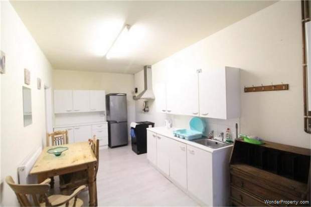 Additional Property Image 2 bedroom Semi Detached Bungalow for sale in Grantham 3