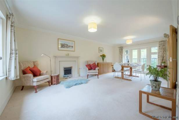 Additional Property Image 2 bedroom Flat for sale in Wantage 2