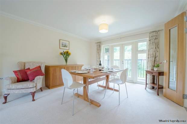 Additional Property Image 2 bedroom Flat for sale in Wantage 4
