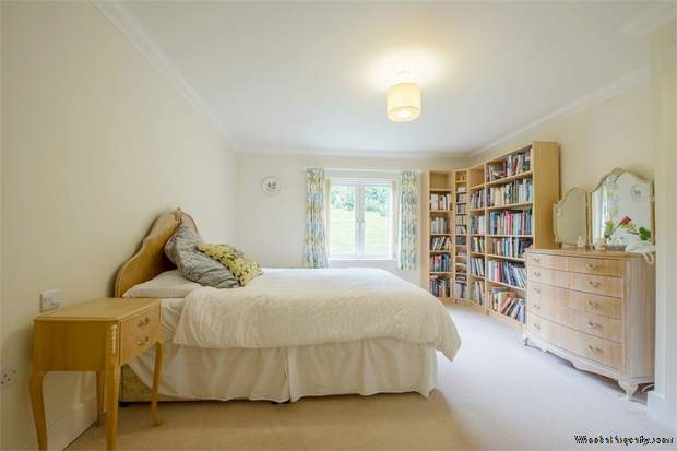 Additional Property Image 2 bedroom Flat for sale in Wantage 10