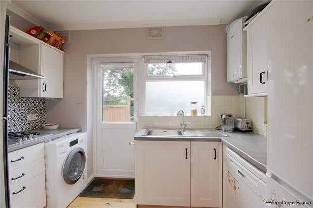Additional Property Image 2 bedroom Flat for sale in London 4