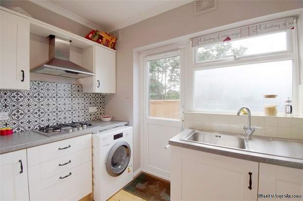 Additional Property Image 2 bedroom Flat for sale in London 5