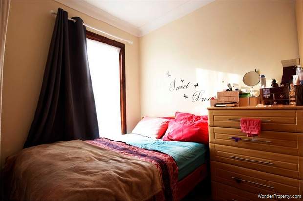 Additional Property Image 1 bedroom Flat for sale in Ilford 6