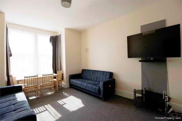 Additional Property Image 3 bedroom Flat for sale in London 3