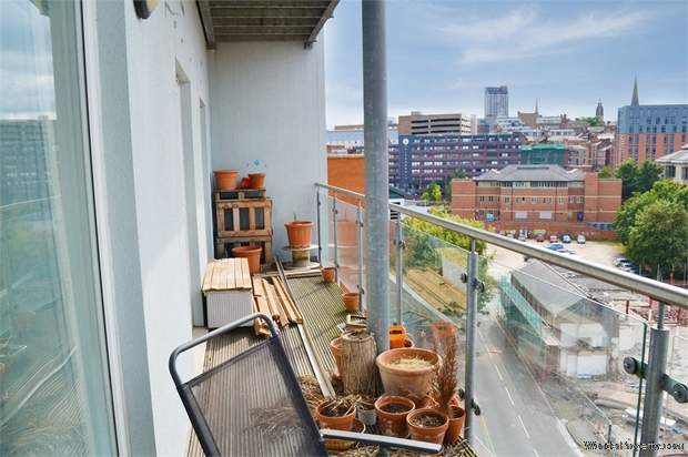 Additional Property Image 2 bedroom Flat for sale in Sheffield 3