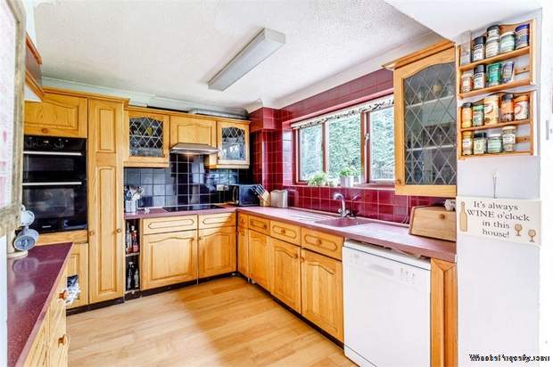 Additional Property Image 5 bedroom Detached for sale in Peterborough 3