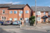 2 bedroom Flat for sale in Chesterfield