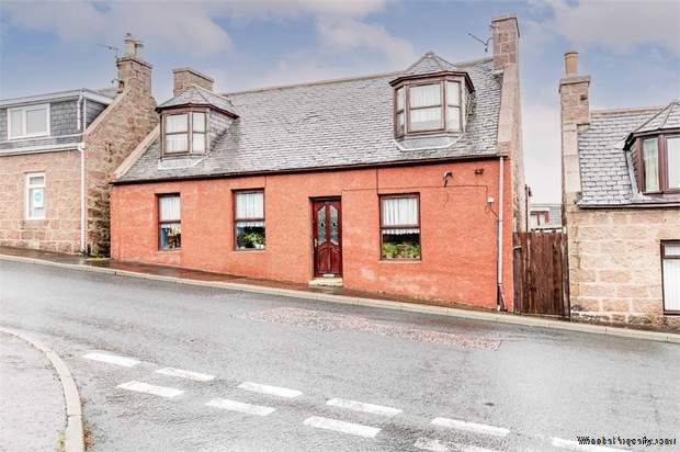 4 bedroom Detached for sale in Peterhead