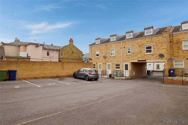 Additional Property Image 3 bedroom Flat for sale in Middlesbrough 10