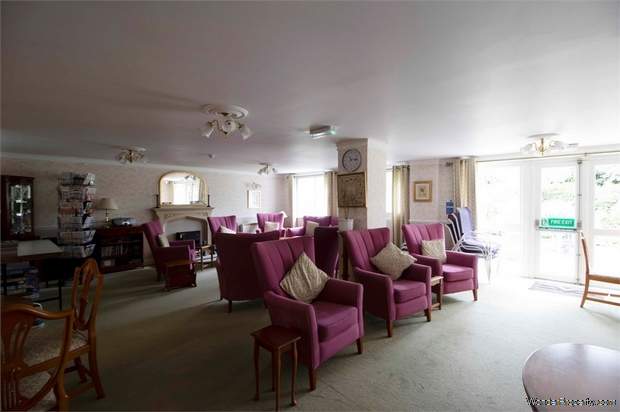 Additional Property Image 1 bedroom Flat for sale in Potters Bar 9