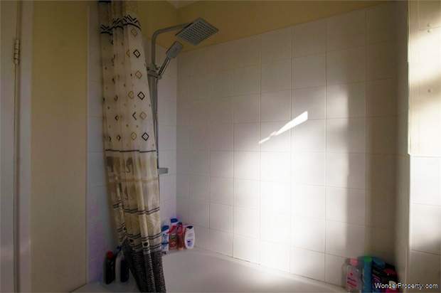 Additional Property Image 2 bedroom Maisonette for sale in Cottingham 8