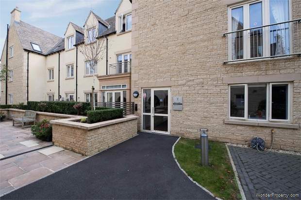Additional Property Image 2 bedroom Retirement Property for sale in Cirencester 2