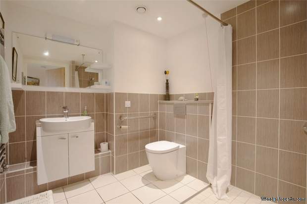 Additional Property Image 1 bedroom Flat for sale in London 6