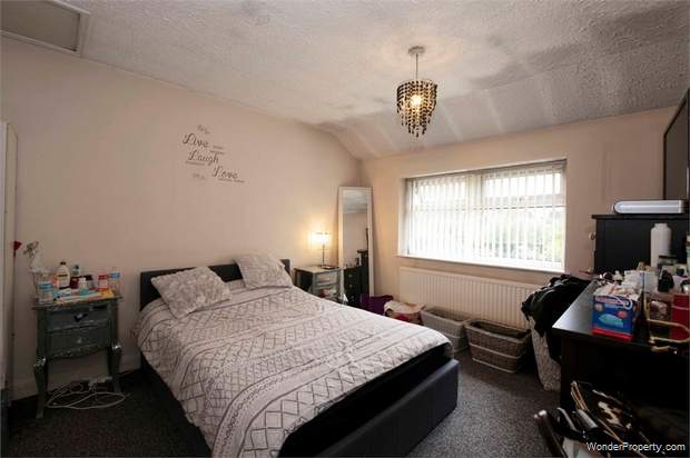 Additional Property Image 5 bedroom Semi Detached for sale in Cheadle 10