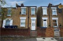 4 bedroom Town House for sale in London